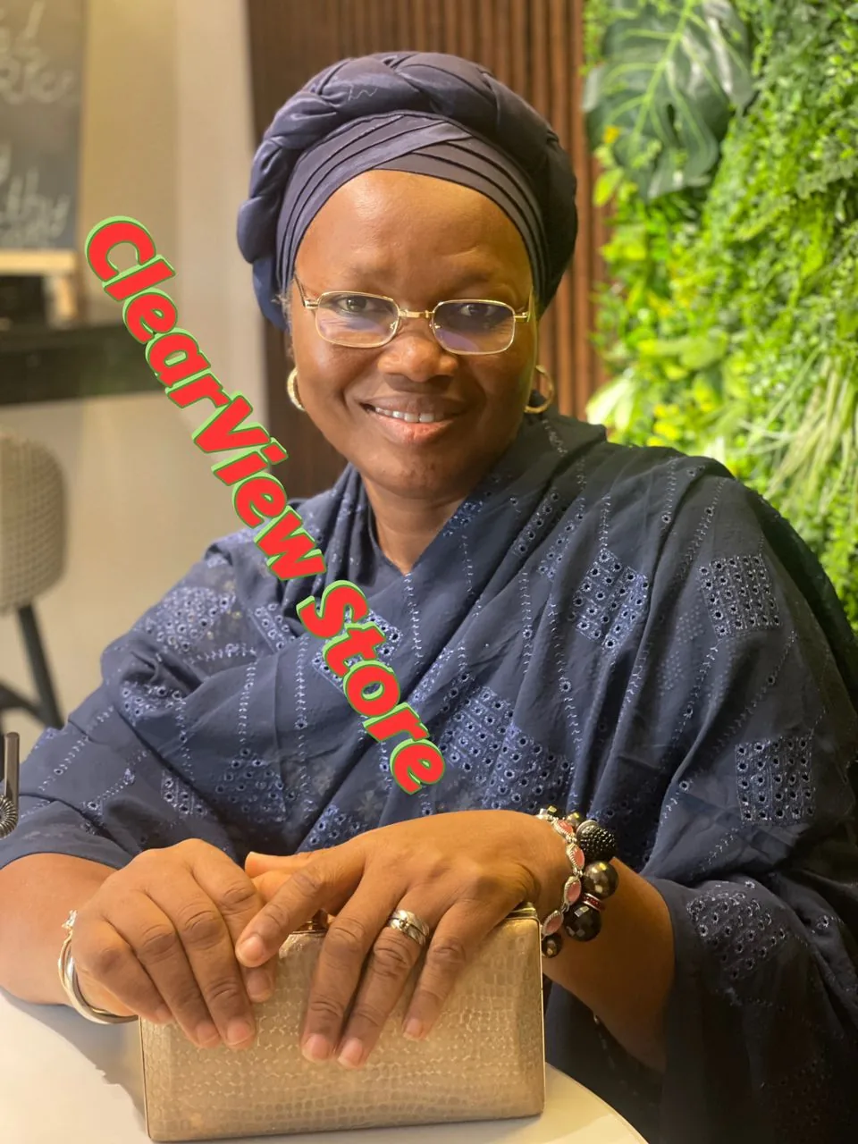 Customer wearing Far & Near glasses
