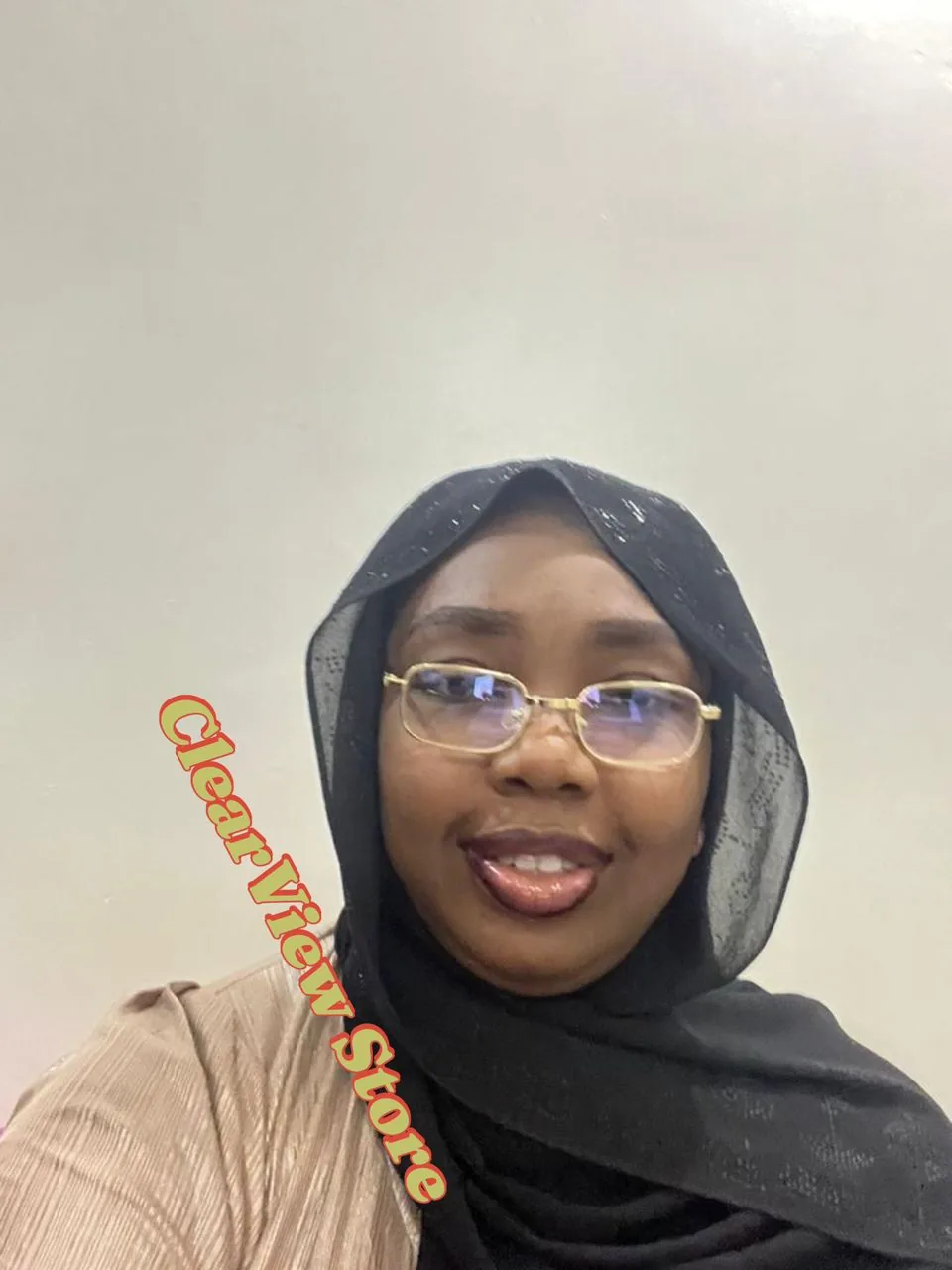 Customer wearing Far & Near glasses
